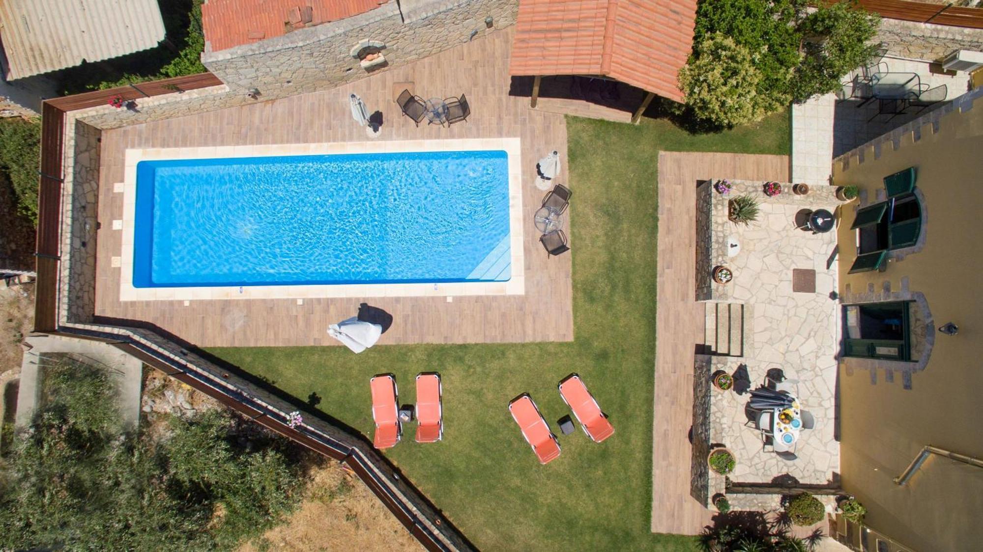 Skandalis Apartments With Pool Chorafakia エクステリア 写真